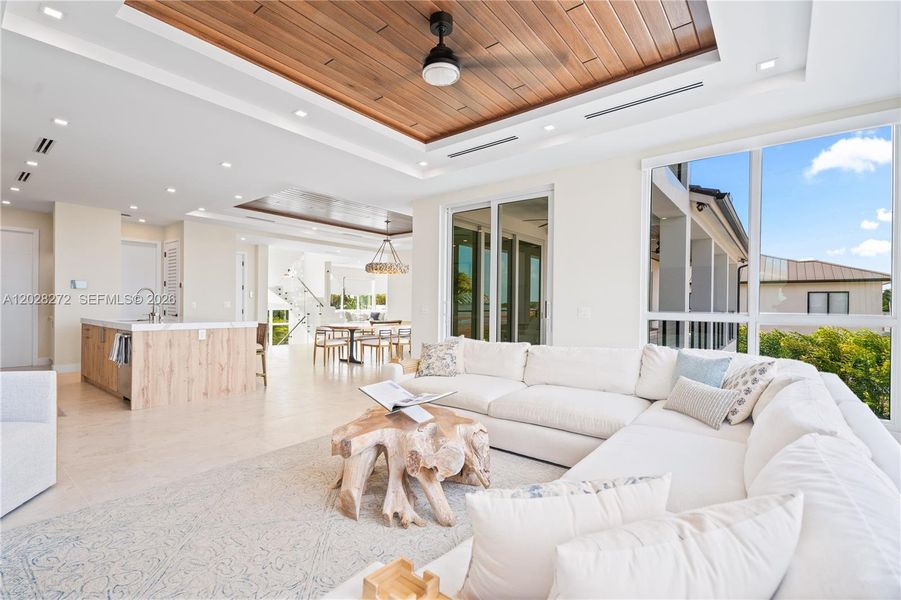 Furnished interior view inside a new home in , Marathon (Image 13).