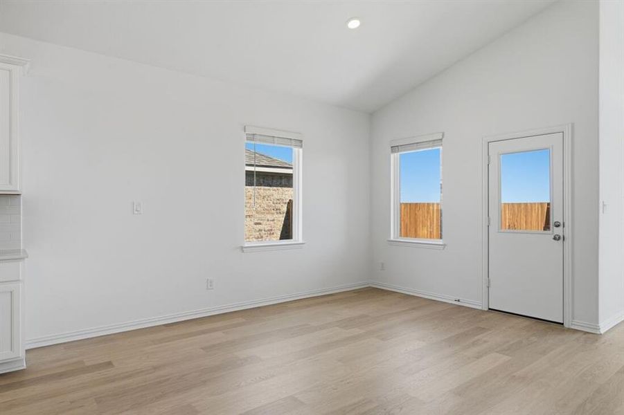 2609 Glacier Road ~ Ready Now