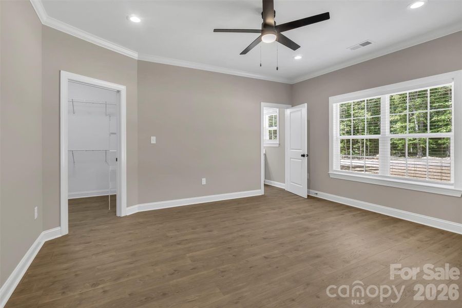 Spacious, unfurnished interior of a new home in , Lancaster (Image 25).