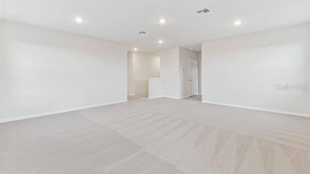 Spacious, unfurnished interior of a new home in Legacy Preserve, Parrish (Image 14).