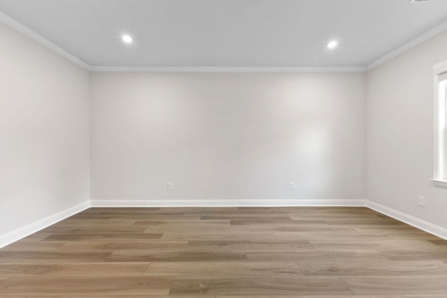 Spacious, unfurnished interior of a new home in Solserra, Shallotte (Image 13).