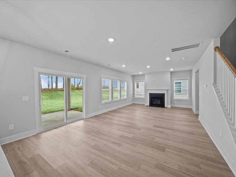 Spacious, unfurnished interior of a new home in Cedar Shoals - Signature Collection, Piedmont (Image 12).