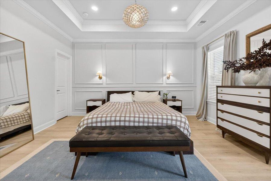 Furnished interior view inside a new home in Oak Bluff, Charleston (Image 39).