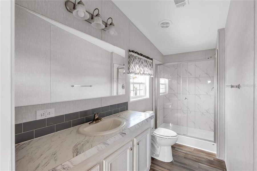 Furnished interior view inside a new home in , Bradenton (Image 7).