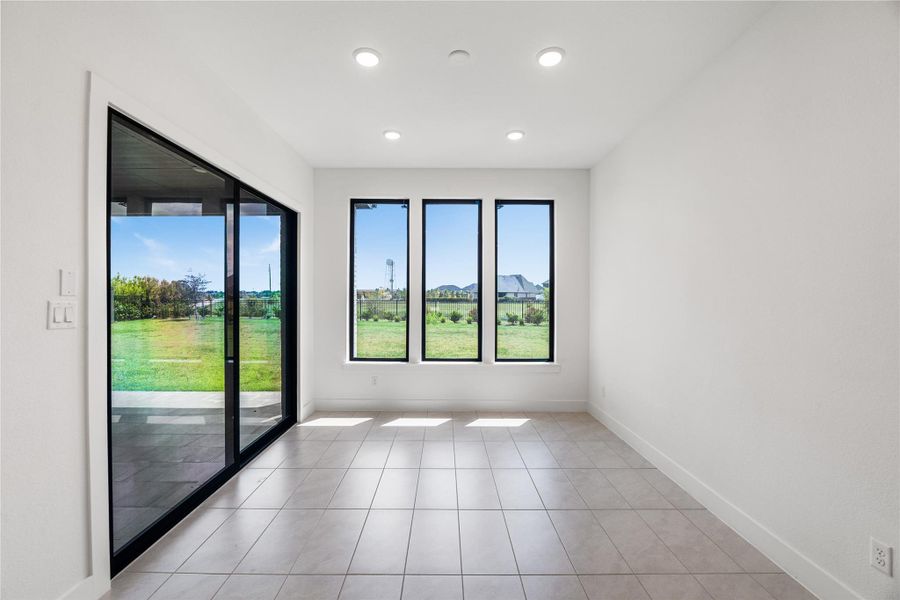 Spacious, unfurnished interior of a new home in Harvest Green, Richmond (Image 22).