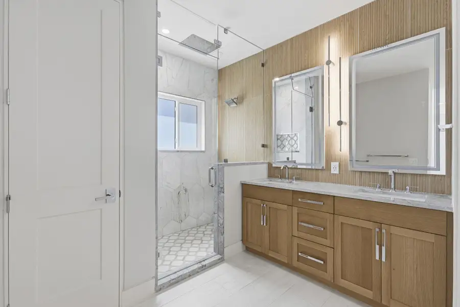 13-web-or-mls-0V8A2623