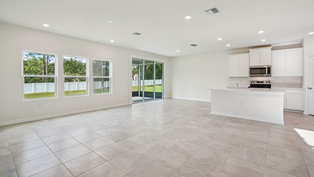 Representative unfurnished interior of a home built from the Coral by D.R. Horton in Oaks Preserve, Gainesville (Image 21).