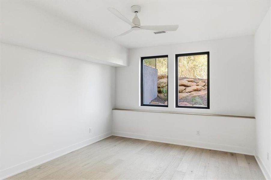 Spacious, unfurnished interior of a new home in Aster, Roswell (Image 29).