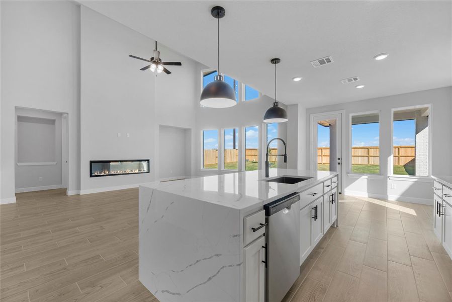 Representative image. Features, specifications, selections and colors may vary.