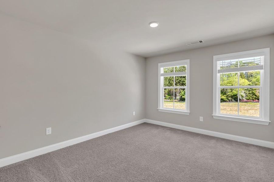 Spacious, unfurnished interior of a new home in , Lawrenceville (Image 14).