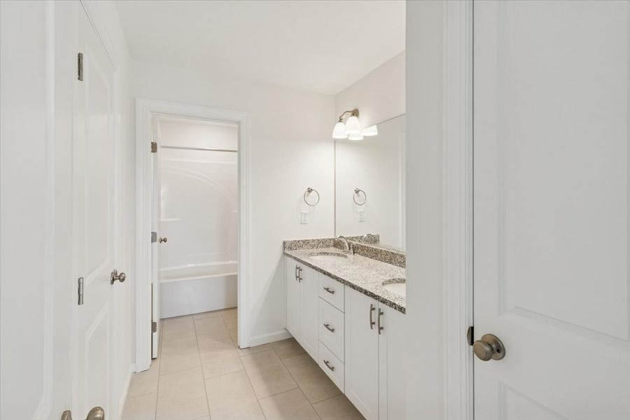 Furnished interior view inside a new home in Tillery Park, Grovetown (Image 10).