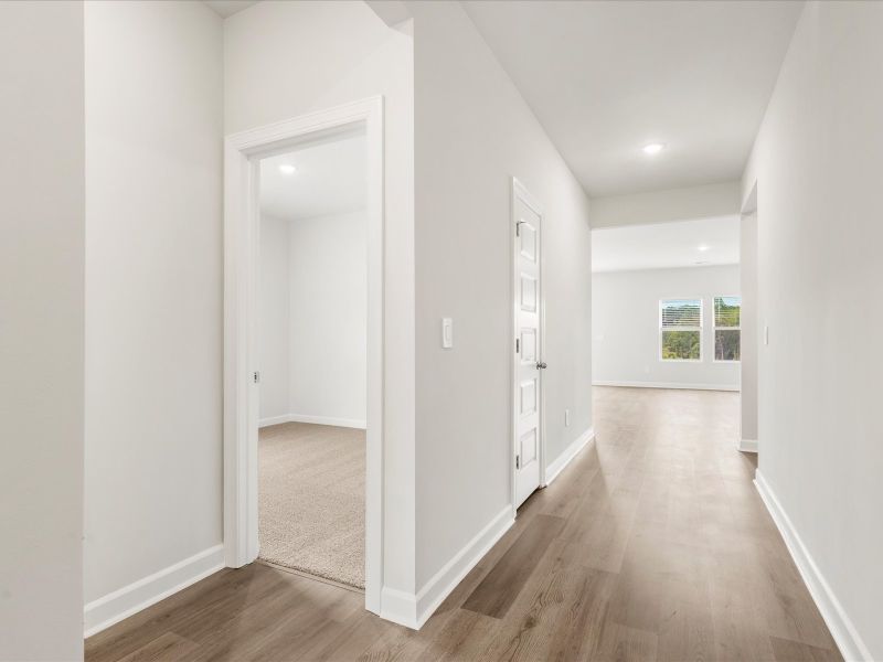 Spacious, unfurnished interior of a new home in Vickery Station, Woodruff (Image 14).
