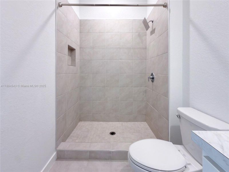 Image 38 of a home in .