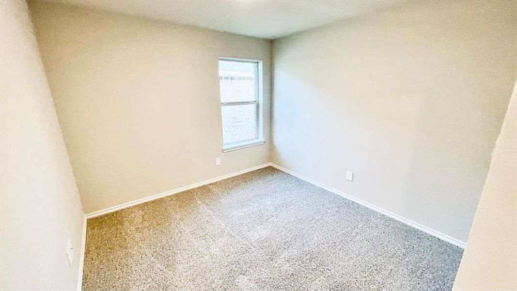 Spacious, unfurnished interior of a new home in Sunnycreek, Fort Worth (Image 8). Spacious, unfurnished interior of a new home in Sunnycreek, Fort Worth (Image 8).