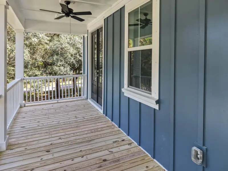 Exterior details and patio area of a home in , Johns Island (Image 3).