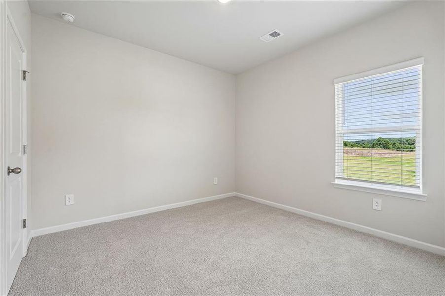 Spacious, unfurnished interior of a new home in Northwoods at Mirror Lake, Villa Rica (Image 50).