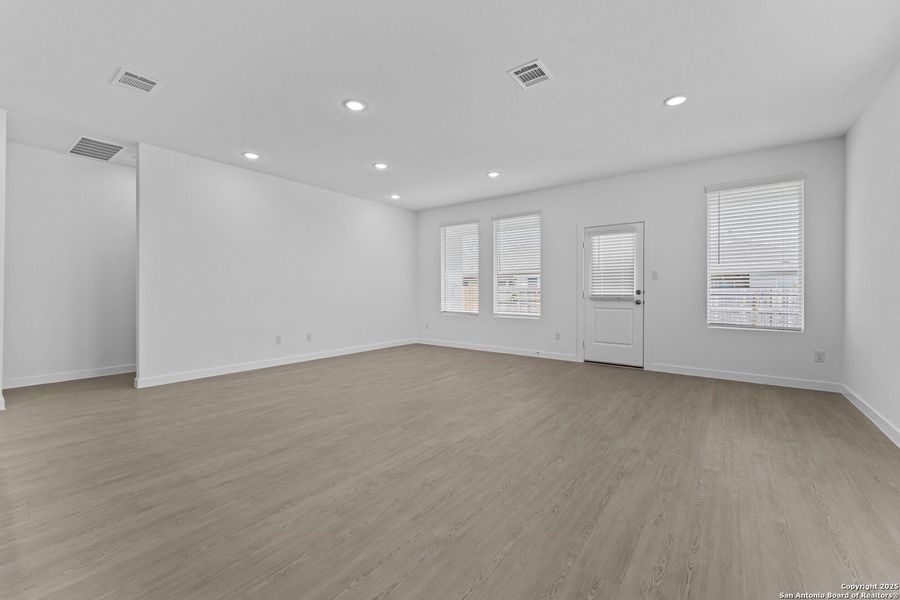 Spacious, unfurnished interior of a new home in Hidden Trails: Coastline Collection, Bulverde (Image 21). Spacious, unfurnished interior of a new home in Hidden Trails: Coastline Collection, Bulverde (Image 21).