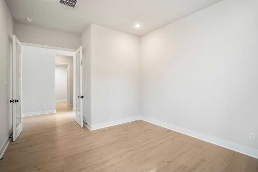 Spacious, unfurnished interior of a new home in Artavia, Conroe (Image 31). Spacious, unfurnished interior of a new home in Artavia, Conroe (Image 31).