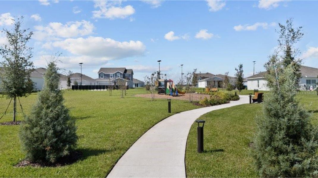 Community amenities in Ranches at Lake McLeod, Eagle Lake (Image 26).