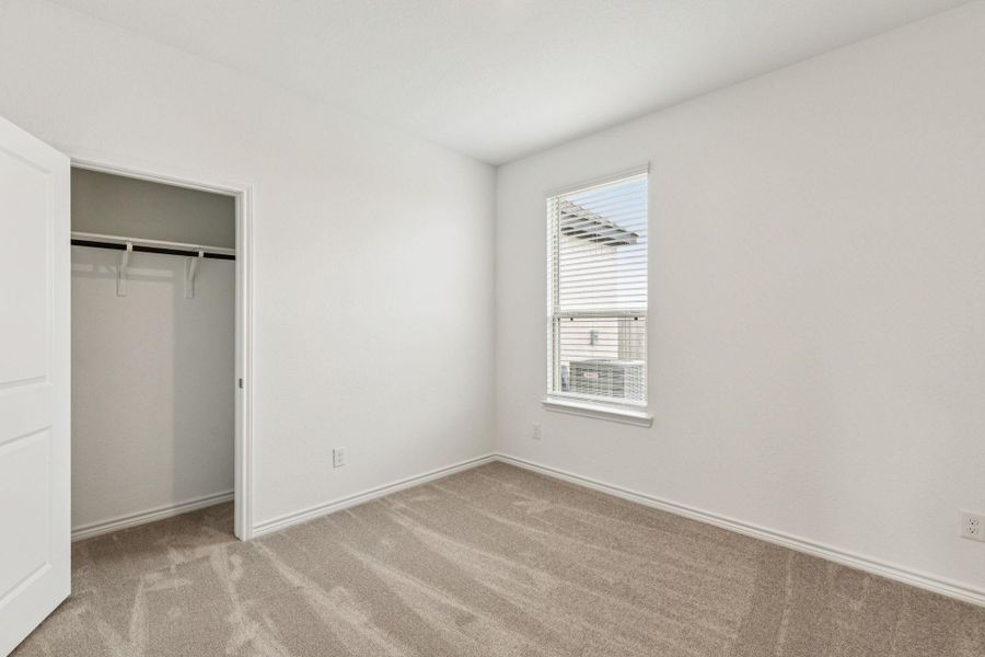 Spacious, unfurnished interior of a new home in River Ranch, Dayton (Image 22).