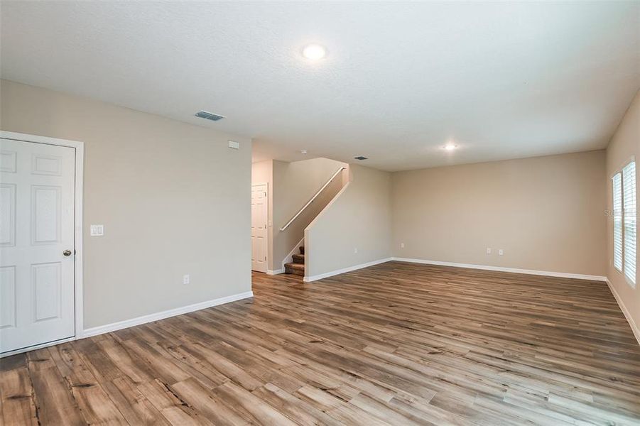 Spacious, unfurnished interior of a new home in Lawson Dunes, Haines City (Image 15). Spacious, unfurnished interior of a new home in Lawson Dunes, Haines City (Image 15).