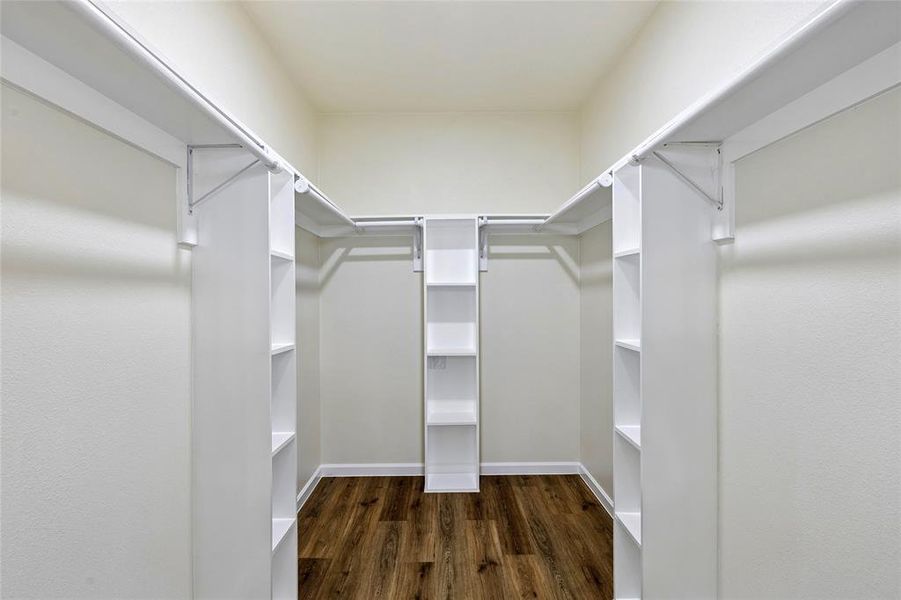 Spacious, unfurnished interior of a new home in , Fort Worth (Image 25).