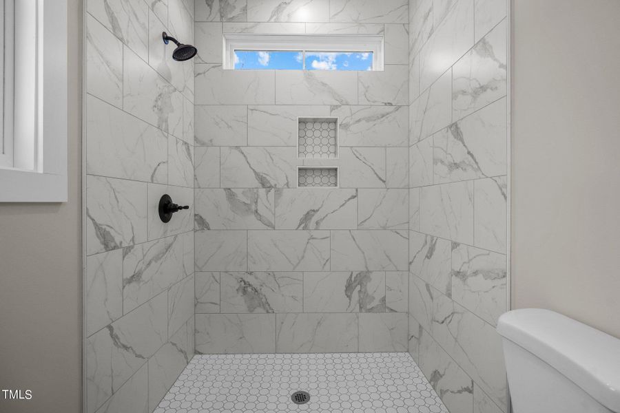 43-web-or-mls-DSC00339 43-web-or-mls-DSC00339