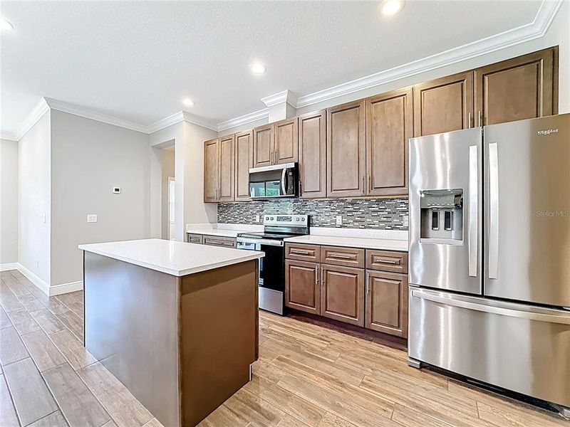 Furnished interior view inside a new home in , Orlando (Image 11).