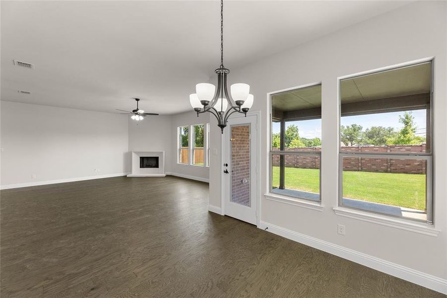 713 Seahawk-Dining-2