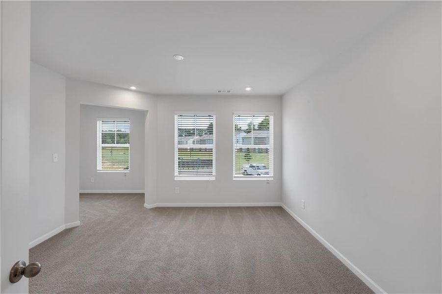 Spacious, unfurnished interior of a new home in Village Green, Adairsville (Image 18).