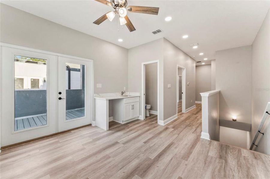 Image 27 of a home in .