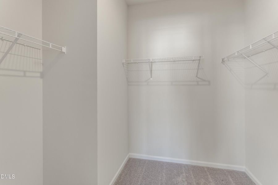 Walk-in-Closet