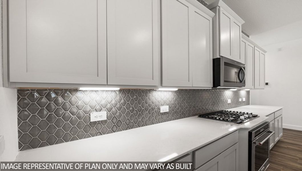 Representative furnished interior of a home built from the Cardinale by D.R. Horton in River Ranch Estates, Dayton (Image 8).