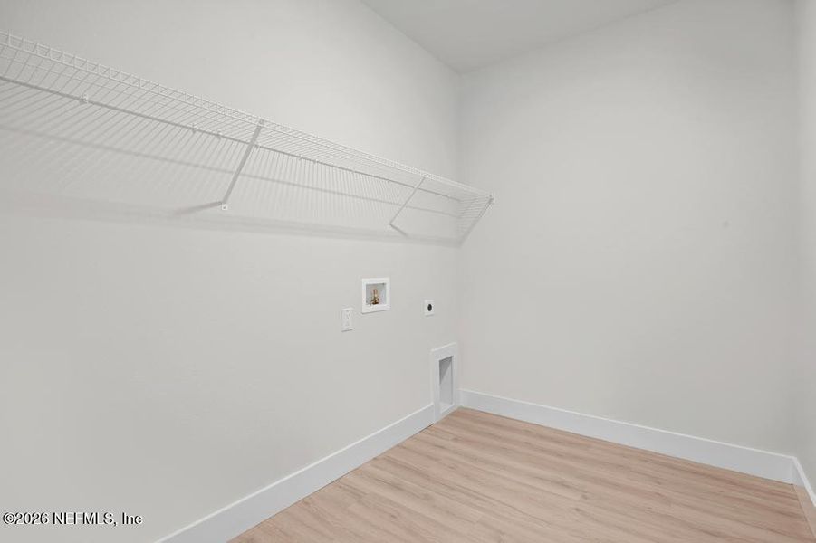 Spacious, unfurnished interior of a new home in , Jacksonville (Image 30).