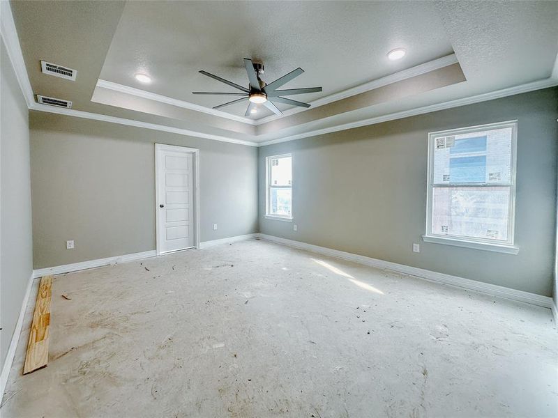 Image 33 of a home in .