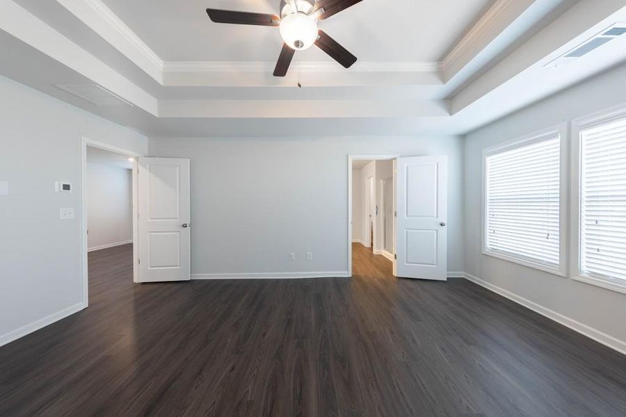 Spacious, unfurnished interior of a new home in , Suwanee (Image 23).