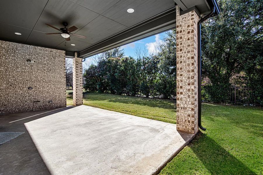 View of patio / terrace featuring ceiling fan