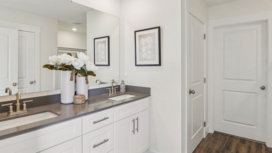 Furnished interior view inside a new home in Fieldcrest Acres, Blountville (Image 29).
