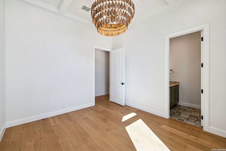 Spacious, unfurnished interior of a new home in , San Antonio (Image 76).