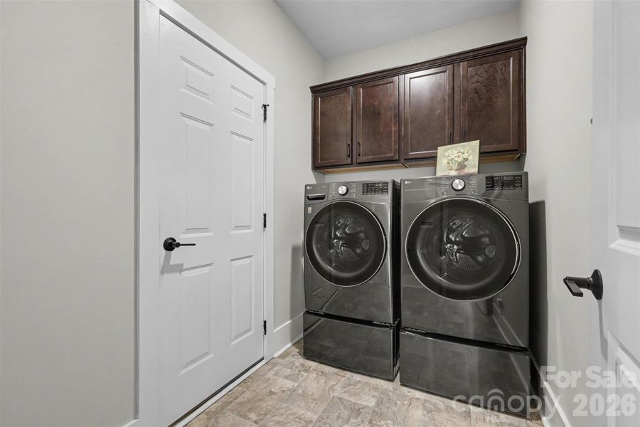Furnished interior view inside a new home in , Lancaster (Image 10).