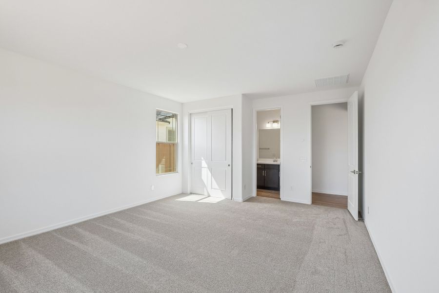Spacious, unfurnished interior of a new home in Artisan at Asante, Surprise (Image 32). Spacious, unfurnished interior of a new home in Artisan at Asante, Surprise (Image 32).