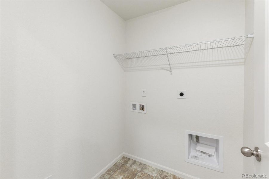 Spacious, unfurnished interior of a new home in Sky Ranch Villas, Watkins (Image 27). Spacious, unfurnished interior of a new home in Sky Ranch Villas, Watkins (Image 27).