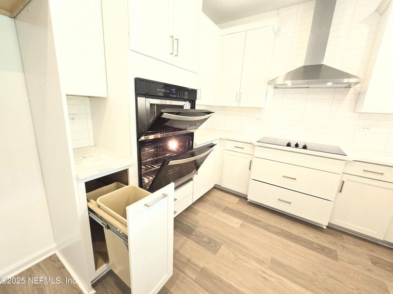 Furnished interior view inside a new home in Hyland Trail, Green Cove Springs (Image 14). Furnished interior view inside a new home in Hyland Trail, Green Cove Springs (Image 14).