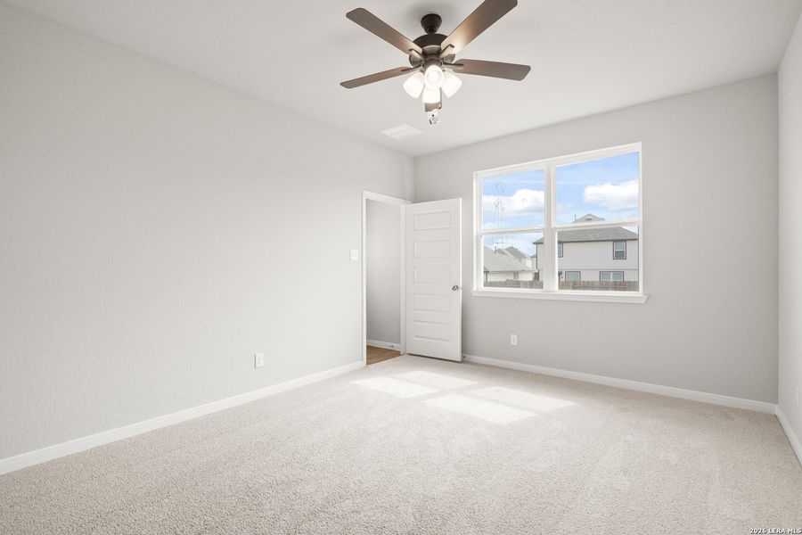 Spacious, unfurnished interior of a new home in Hickory Ridge, Elmendorf (Image 26).