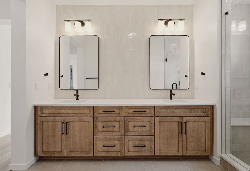 Homesite 9 Primary Bath - 14 of 18 Homesite 9 Primary Bath - 14 of 18