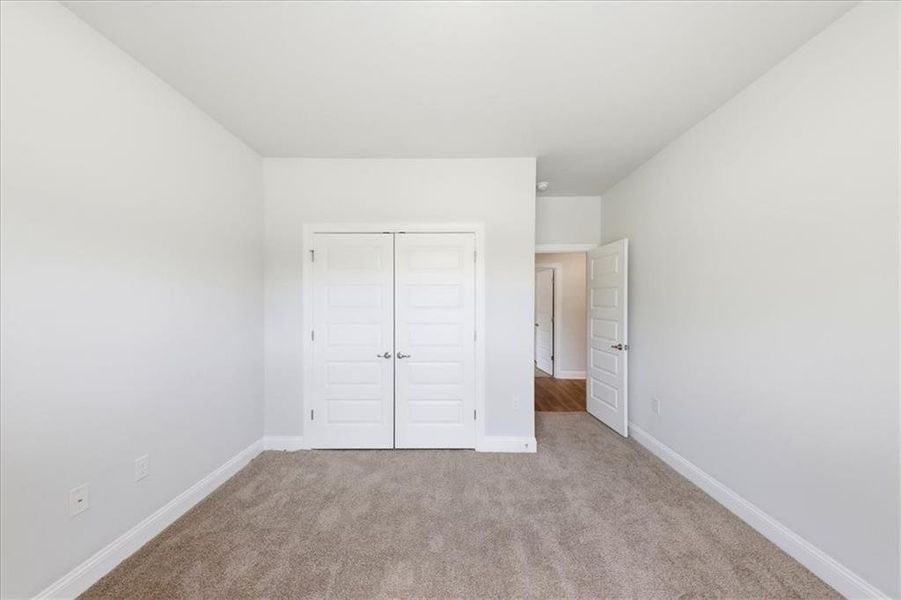 Spacious, unfurnished interior of a new home in Tuscany Hills, Douglasville (Image 19). Spacious, unfurnished interior of a new home in Tuscany Hills, Douglasville (Image 19).