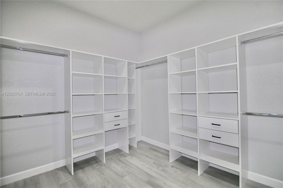 Image 30 of a home in .