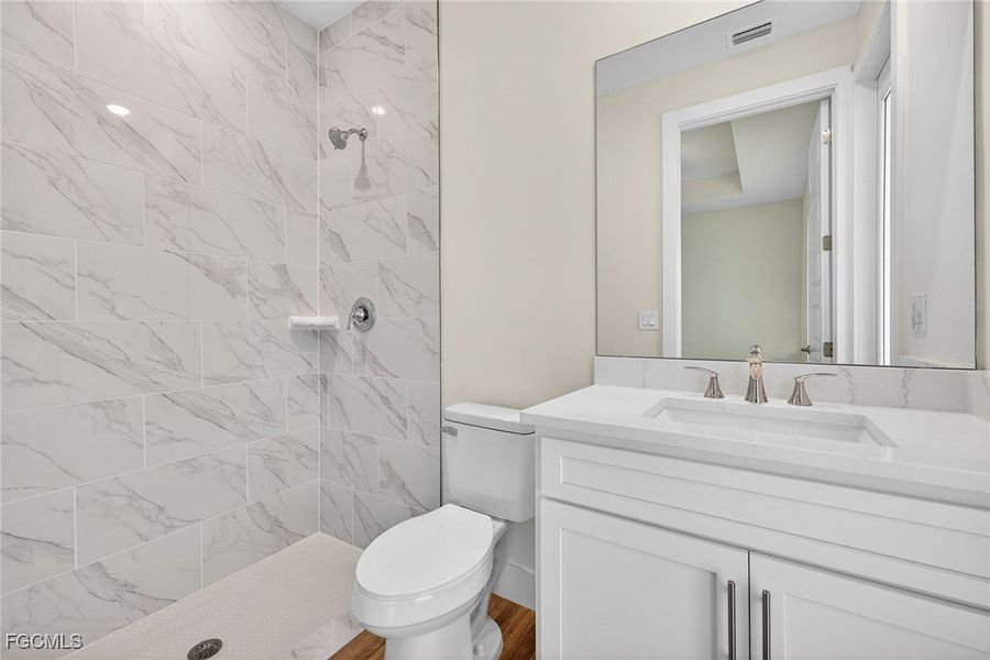 Furnished interior view inside a new home in Cape Coral, Cape Coral (Image 17). Furnished interior view inside a new home in Cape Coral, Cape Coral (Image 17).