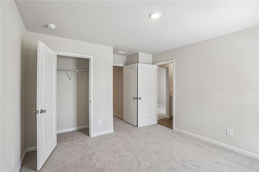 Spacious, unfurnished interior of a new home in Artisan Walk, Fairburn (Image 23).