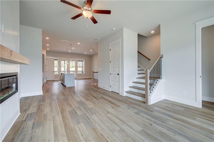Spacious, unfurnished interior of a new home in Barrett Pointe, Kennesaw (Image 16).